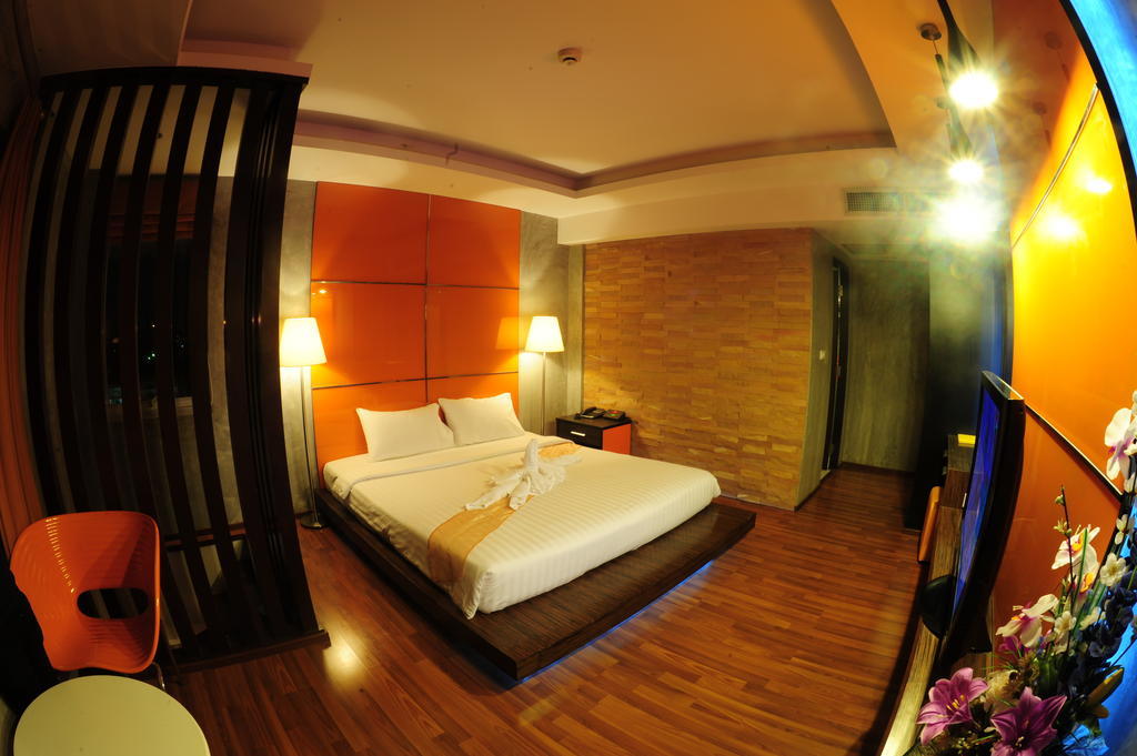 Vasidtee City Hotel Suphan Buri Buitenkant foto