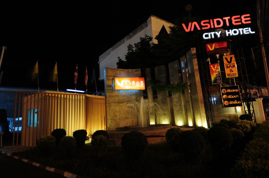 Vasidtee City Hotel Suphan Buri Buitenkant foto